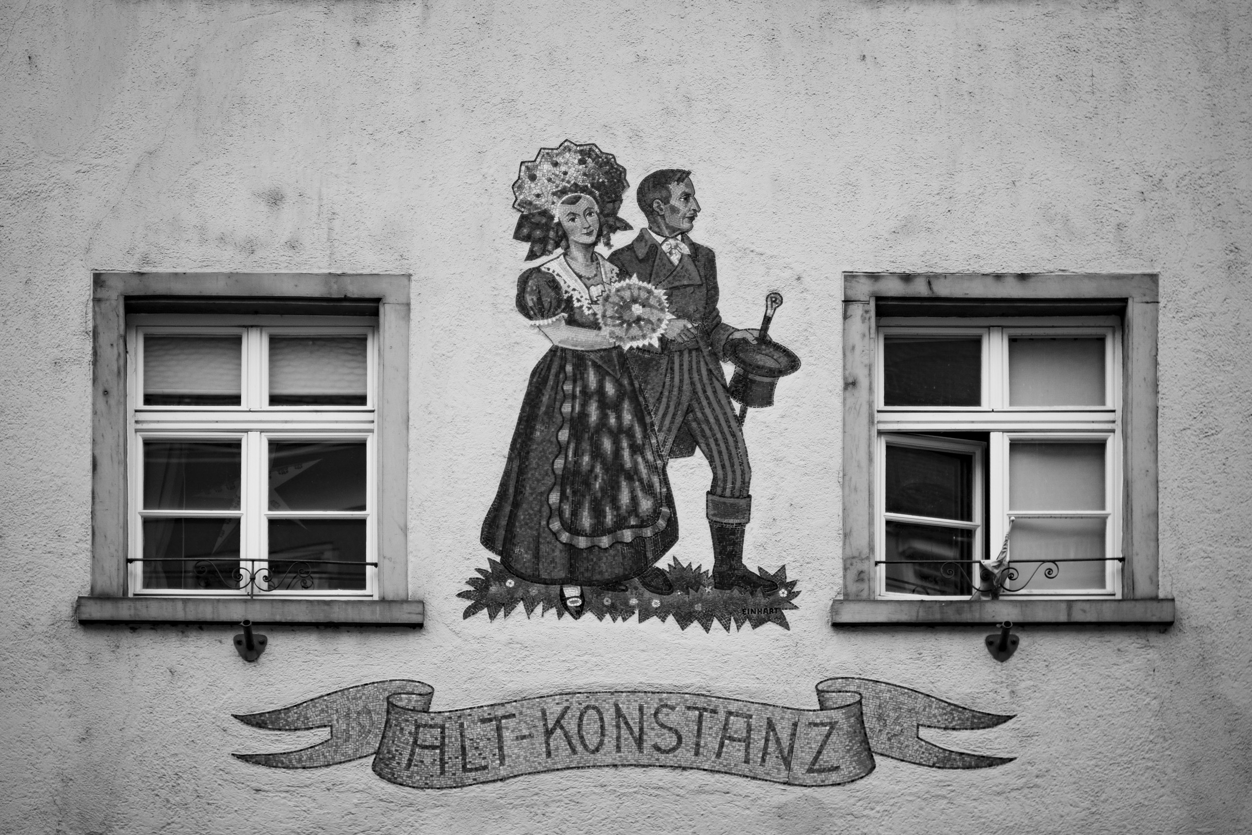 Wandbild "Alt-Konstanz" auf einem Haus in der Altstadt von Konstanz.